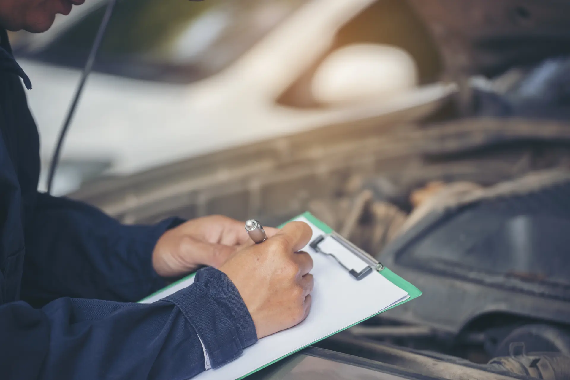 Accident Vehicle Examinations Glasgow, Edinburgh and Scotland